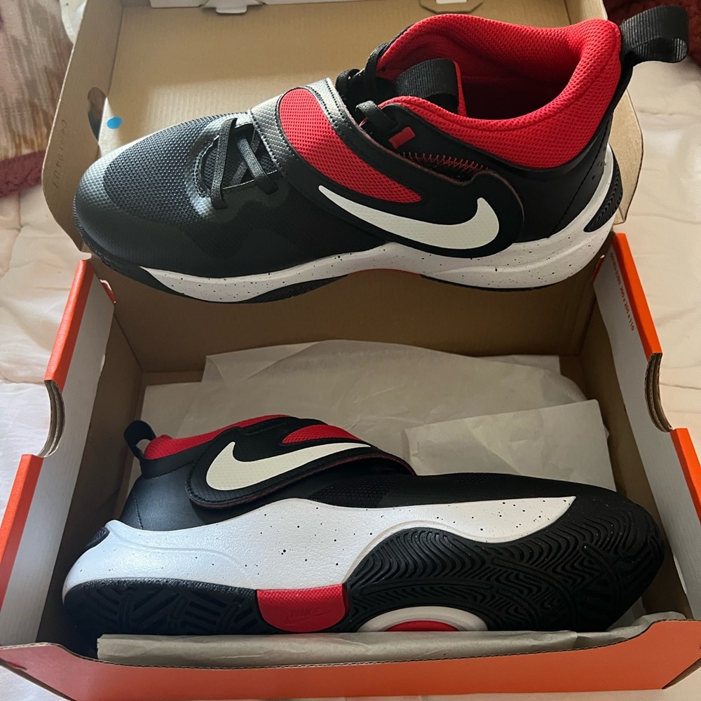 Nike Kids Black and Red Sneakers